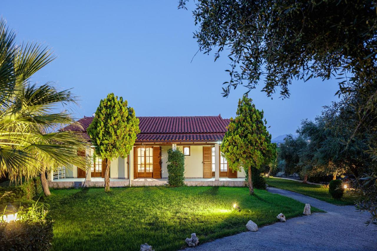 Lefkothea Villas With Large Pool, Bbq & Playground Adelianos Kampos Exterior photo