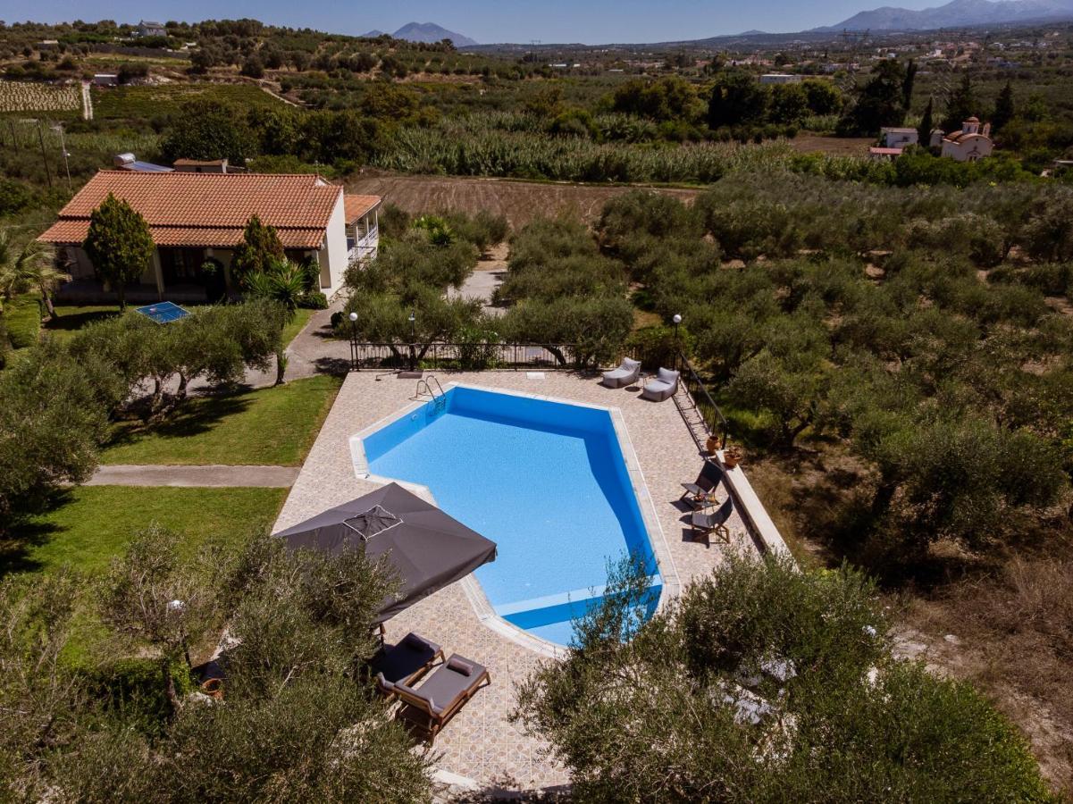 Lefkothea Villas With Large Pool, Bbq & Playground Adelianos Kampos Exterior photo